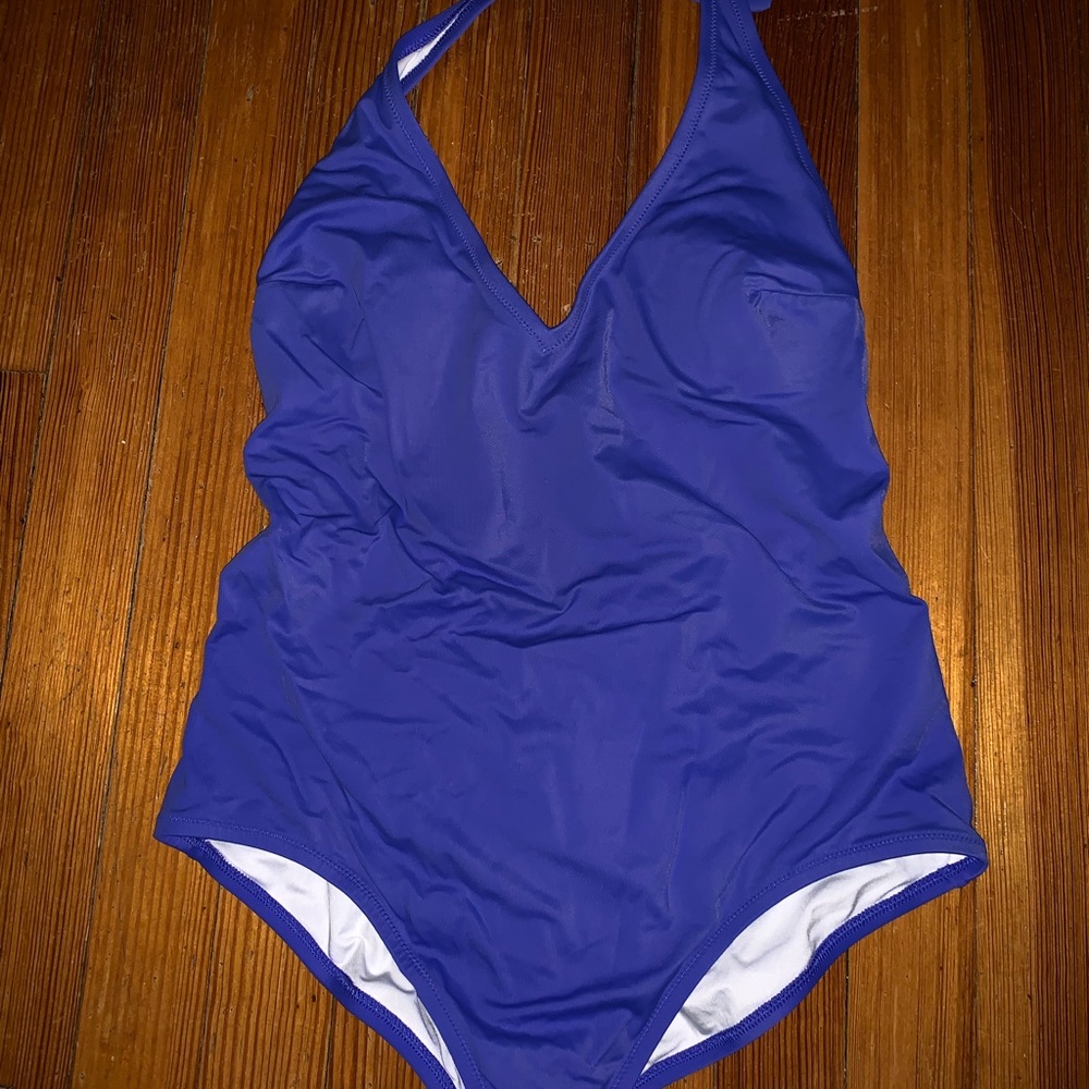 Cute PINK 1-Piece SwimSuit